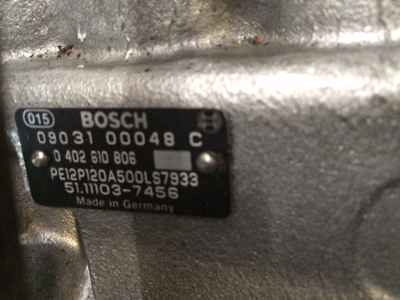 pompa iniezione man v12 rif man 51111037456 rif bosch 0402610806